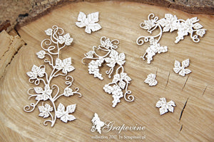 4497 Decorative Chips 9.5x9.5cm Grapevine Grapes and Leaves