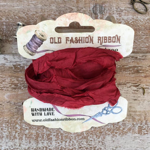 OLDSB-60 Christmas Red Bobbin